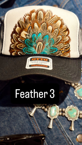 BLACK AND WHITE FEATHER TRUCKER HAT