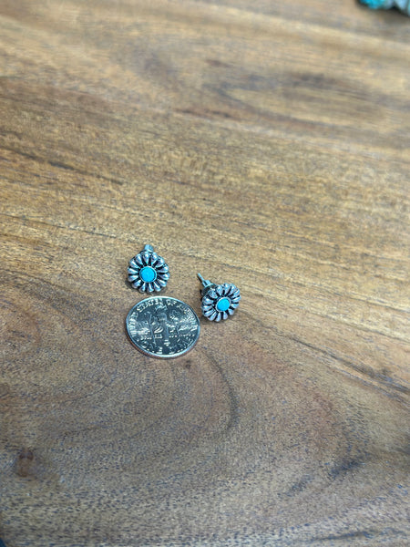 FLOWER FAUX TURQUOISE STUD EARRINGS