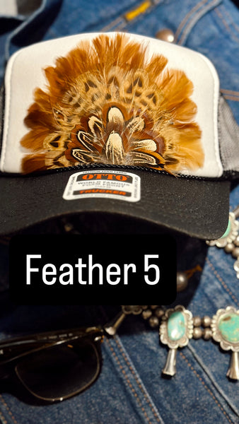BLACK AND WHITE FEATHER TRUCKER HAT