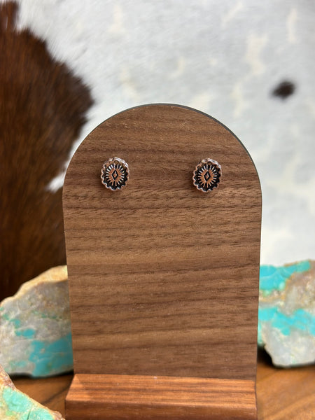 FAUX STUD EARRINGS