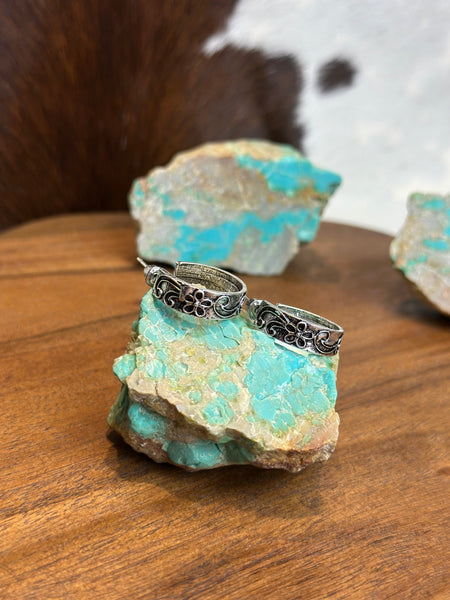 FLOWER HOOP EARRINGS