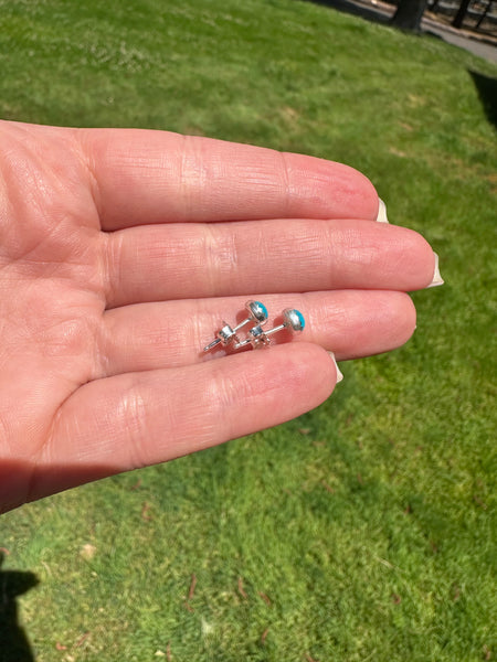 KINGMAN TURQUOISE AND STERLING SILVER STUD EARRINGS