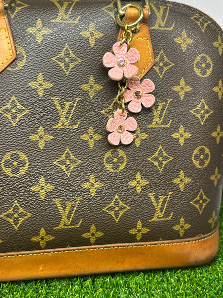 Handmade Leather Purse Charm | Flower Bag Charm with Solid Brass | Floral Handbag Accessory | Cute Luxury Keychain
