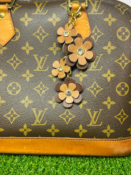 Handmade Leather Purse Charm | Flower Bag Charm with Solid Brass | Floral Handbag Accessory | Cute Luxury Keychain