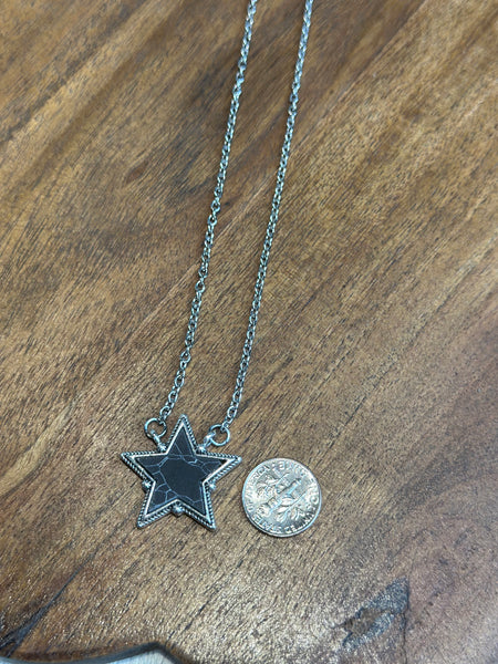 BLACK FAUX STAR NECKLACE