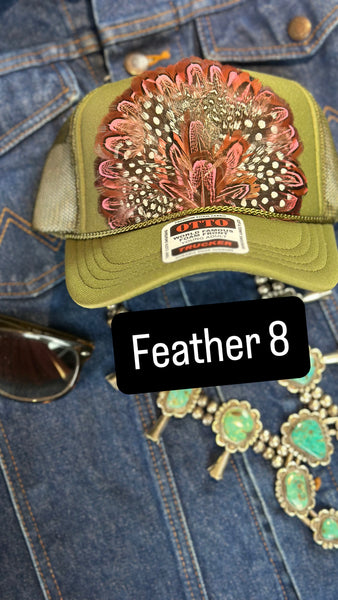GREEN FEATHER TRUCKER HAT