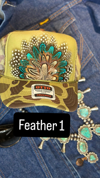 GREEN CAMO CAMOUFLAGE FEATHER TRUCKER HAT