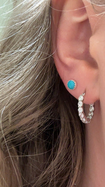 KINGMAN TURQUOISE AND STERLING SILVER STUD EARRINGS
