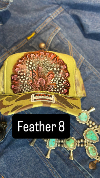 GREEN CAMO CAMOUFLAGE FEATHER TRUCKER HAT