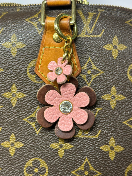 Handmade Leather Purse Charm | Flower Bag Charm with Solid Brass | Floral Handbag Accessory | Cute Luxury Keychain