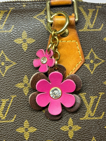Handmade Leather Purse Charm | Flower Bag Charm with Solid Brass | Floral Handbag Accessory | Cute Luxury Keychain