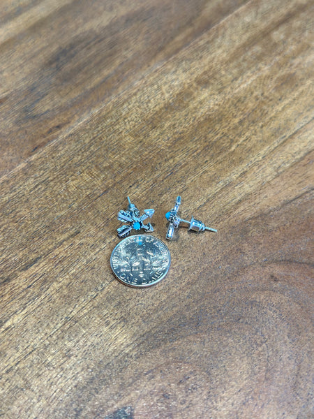 ARROW EARRINGS WITH FAUX TURQUOISE